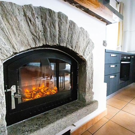 Case Appartamenti Vacanze Da Cien Saint-Christophe Bagian luar foto